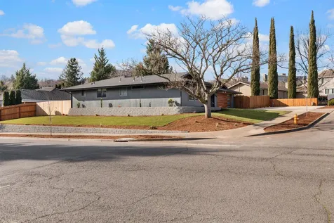 2784 Honor Drive Medford OR 97504