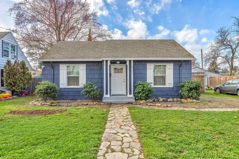 827 Palm Street Medford OR 97501