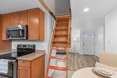 827 Palm Street Medford OR 97501