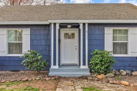 827 Palm Street Medford OR 97501