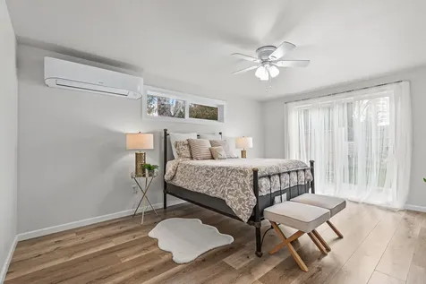 827 Palm Street Medford OR 97501