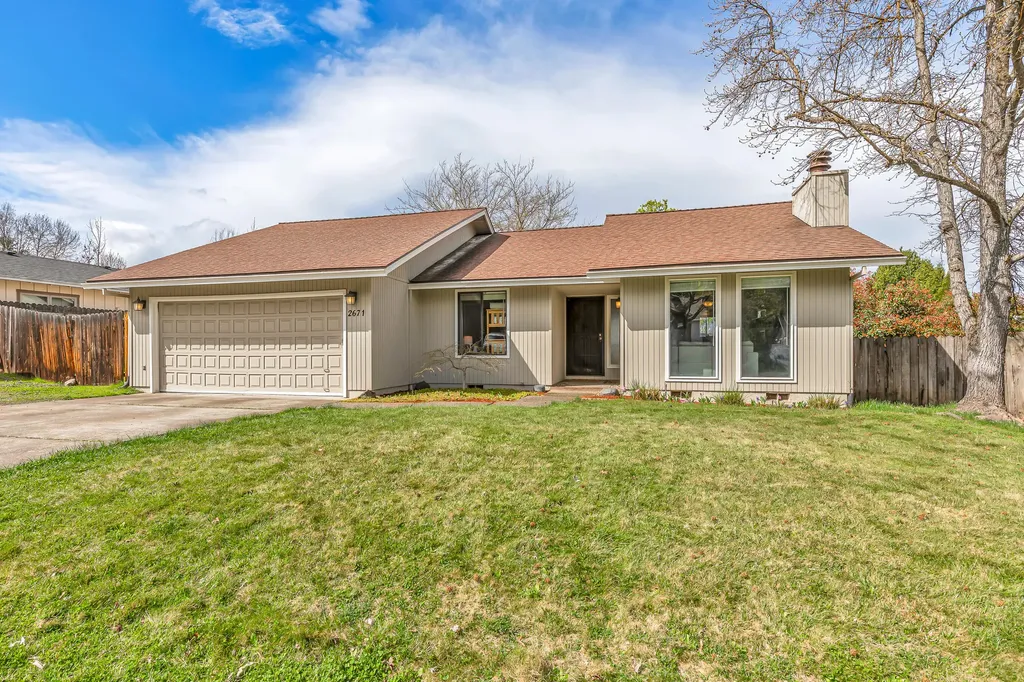 2671 Snowcrest Drive Medford OR 97504