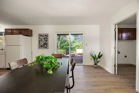 382 Cherry Lane Ashland OR 97520