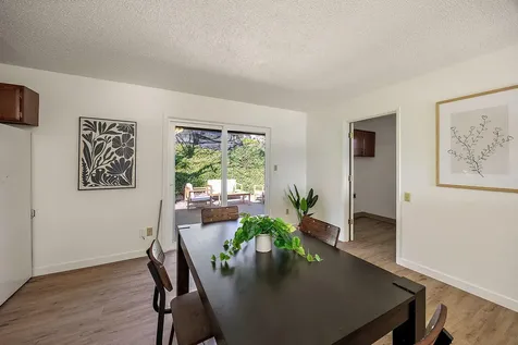 382 Cherry Lane Ashland OR 97520