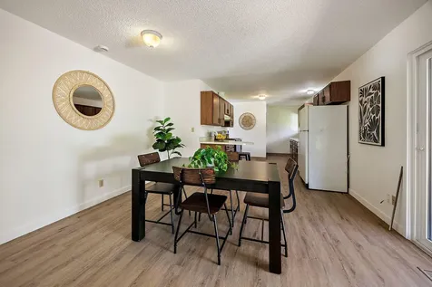 382 Cherry Lane Ashland OR 97520