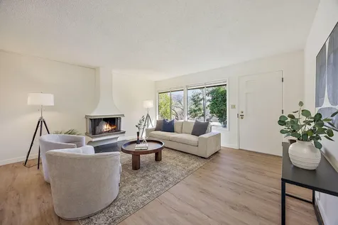 382 Cherry Lane Ashland OR 97520