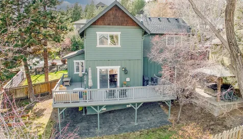 566 NW Greyhawk Avenue Bend OR 97703