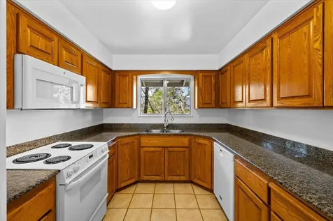 1836 W Schutzwohl Lane Grants Pass OR 97527