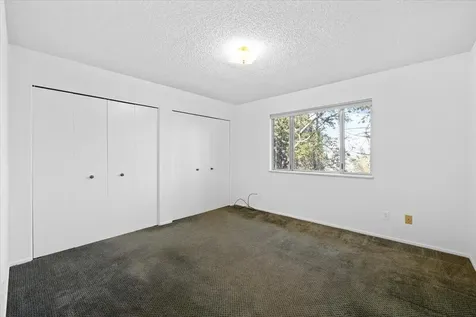 1836 W Schutzwohl Lane Grants Pass OR 97527