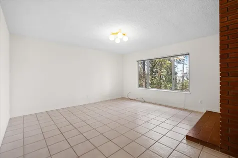 1836 W Schutzwohl Lane Grants Pass OR 97527