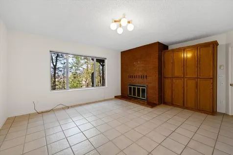 1836 W Schutzwohl Lane Grants Pass OR 97527