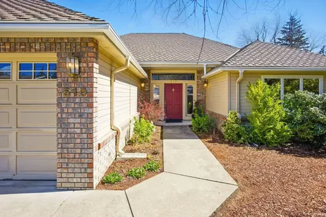 510 Guthrie Street Ashland OR 97520