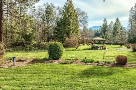 4160 New Hope Road Grants Pass OR 97527