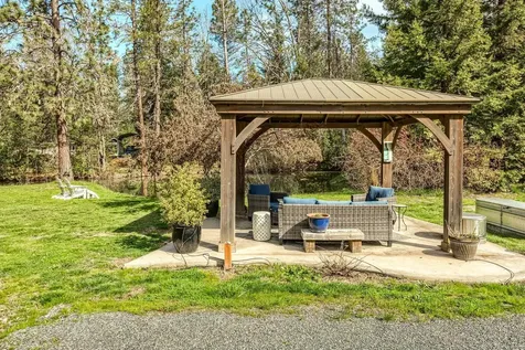 4160 New Hope Road Grants Pass OR 97527