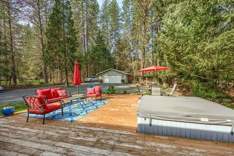 4160 New Hope Road Grants Pass OR 97527
