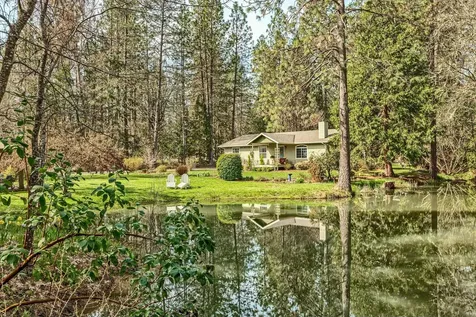 4160 New Hope Road Grants Pass OR 97527