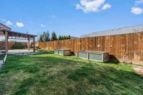 418 NE Petal Court Madras OR 97741