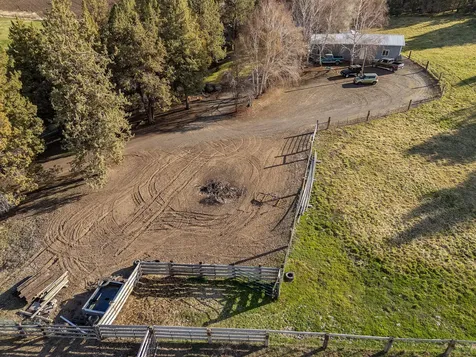 621 NW Amber Lane Prineville OR 97754