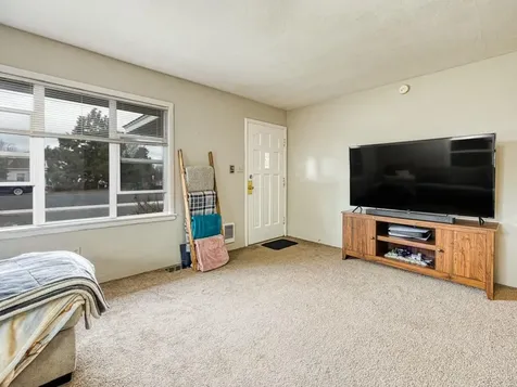 425 W 1st Street Merrill OR 97633