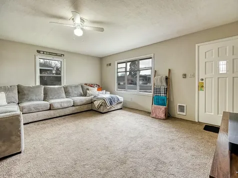 425 W 1st Street Merrill OR 97633