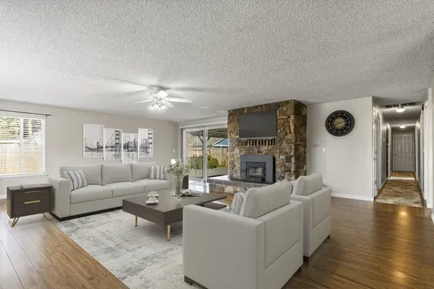 1725 Cloverlawn Drive Grants Pass OR 97527