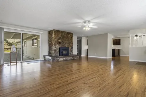 1725 Cloverlawn Drive Grants Pass OR 97527