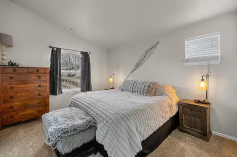 3409 SW Juniper Avenue Redmond OR 97756
