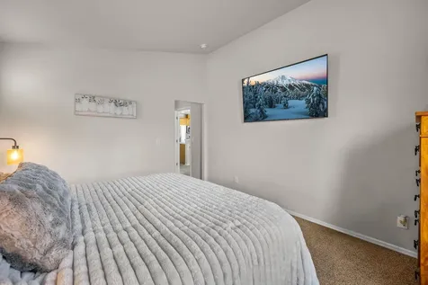 3409 SW Juniper Avenue Redmond OR 97756