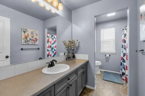 3409 SW Juniper Avenue Redmond OR 97756