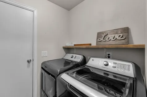 3409 SW Juniper Avenue Redmond OR 97756
