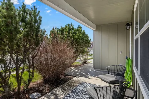 3409 SW Juniper Avenue Redmond OR 97756