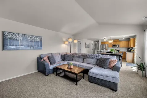 3409 SW Juniper Avenue Redmond OR 97756