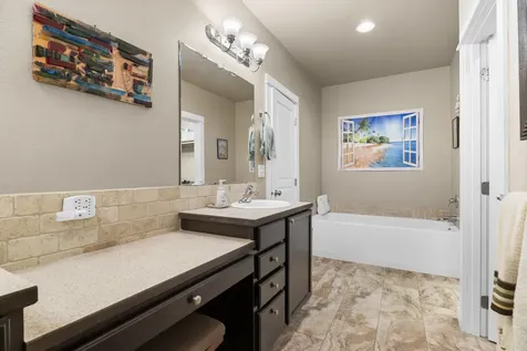 2344 NW Glen Oak Avenue Redmond OR 97756