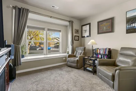 2344 NW Glen Oak Avenue Redmond OR 97756