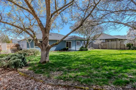 2236 Martin Drive Medford OR 97501