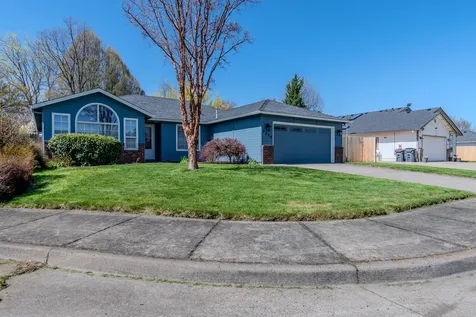 2236 Martin Drive Medford OR 97501
