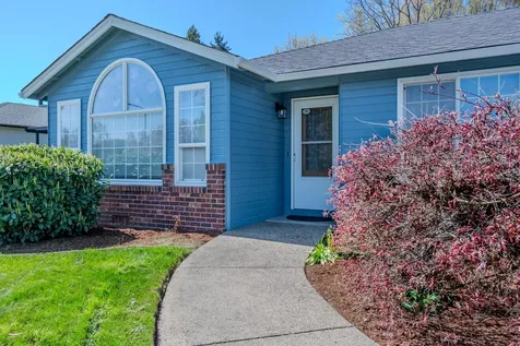 2236 Martin Drive Medford OR 97501