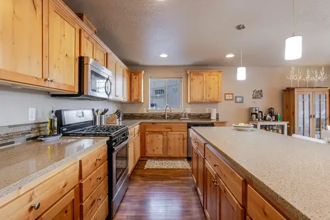 2040 NW Kilnwood Place Redmond OR 97756