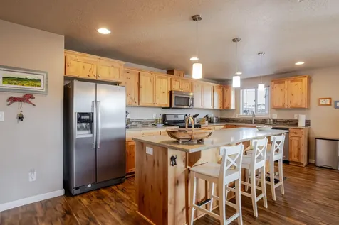 2040 NW Kilnwood Place Redmond OR 97756