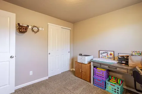 2040 NW Kilnwood Place Redmond OR 97756