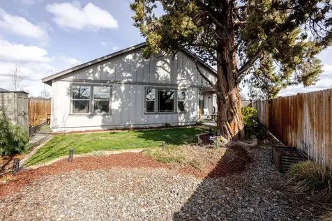 2040 NW Kilnwood Place Redmond OR 97756