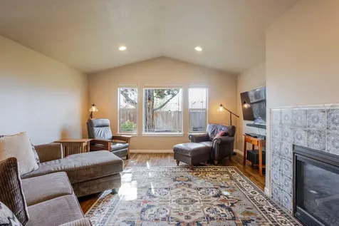 2040 NW Kilnwood Place Redmond OR 97756