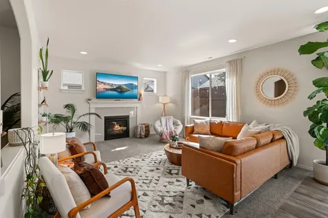 3612 Carnelian Street Medford OR 97504