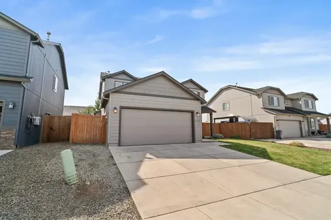 3612 Carnelian Street Medford OR 97504