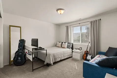3612 Carnelian Street Medford OR 97504