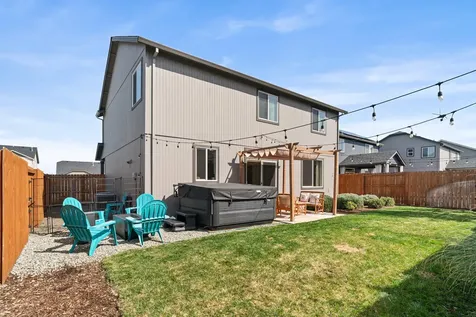 3612 Carnelian Street Medford OR 97504