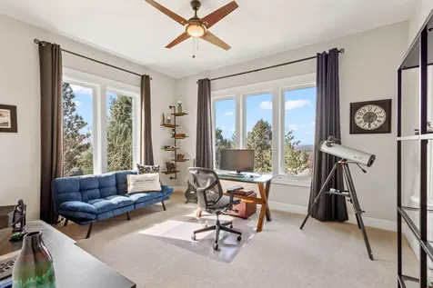 2042 NW Perspective Drive Bend OR 97703