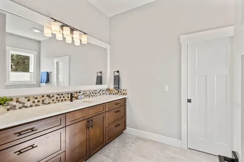 2042 NW Perspective Drive Bend OR 97703