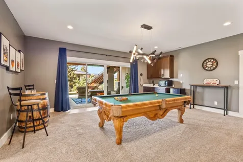 2042 NW Perspective Drive Bend OR 97703