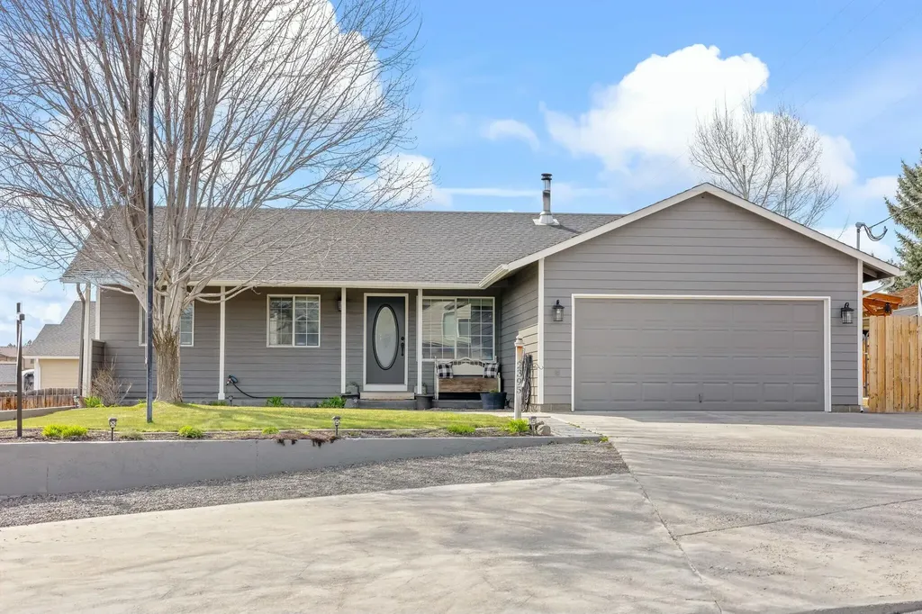 2395 NE Tennessee Lane Prineville OR 97754